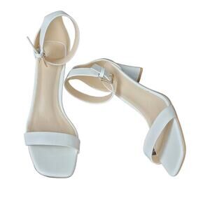 Truffle Collection Women's White Ankle Strap Sandals Square Toe‎ Size 6 US